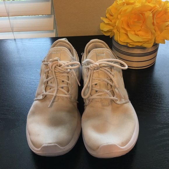 Nike Shoes - Women's White Nike Sneakers